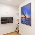 Full Apartment Near Tour Of Belem - Touristic Area
