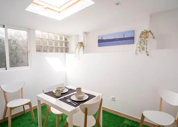 Full Apartment Near Tour Of Belem - Touristic Area